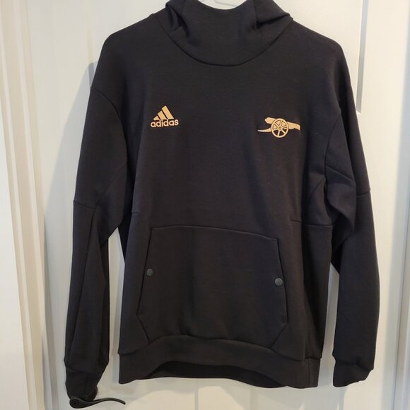 Arsenal 22/23 Travel Hoodie Size M